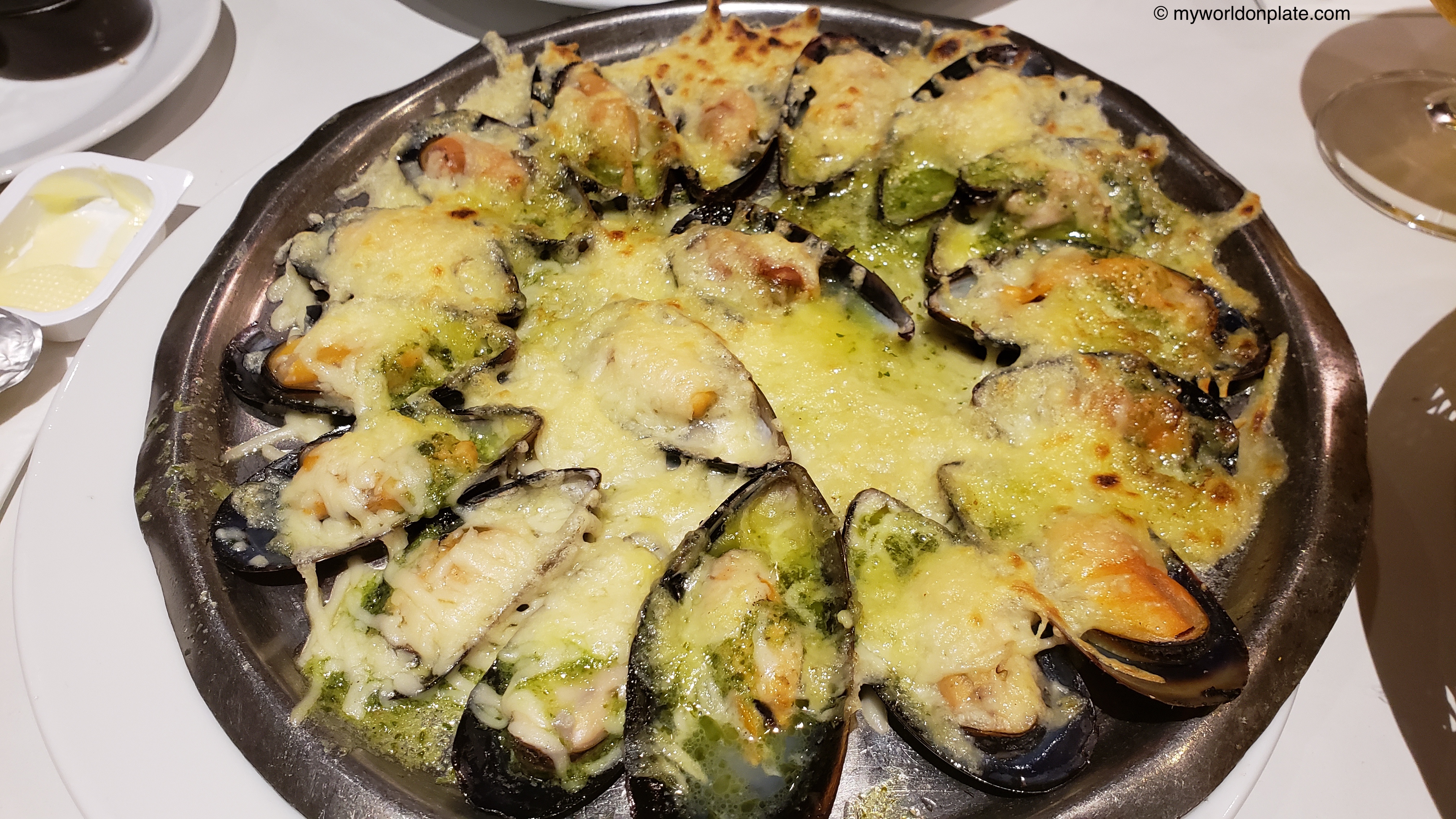 Gratin - Baked Cheese & Mussels