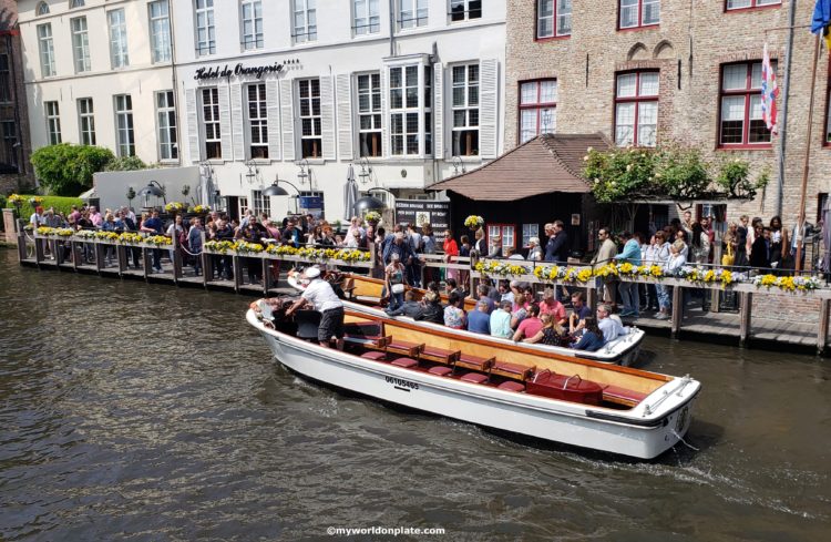 Boat Ride To View The City